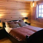 Spacious Log Near Hardangervidda