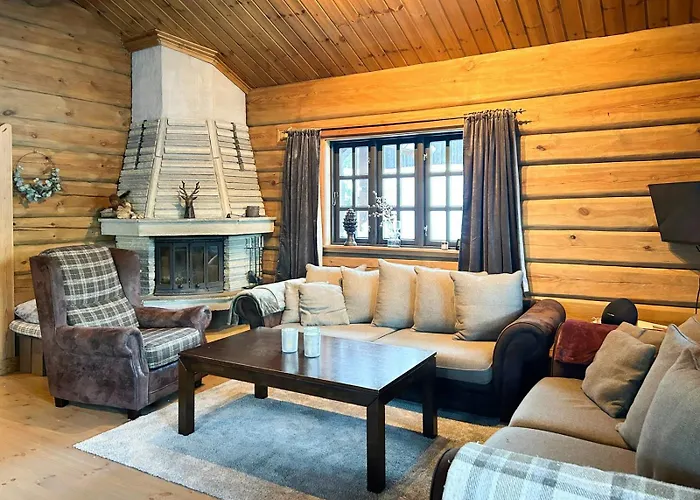 Spacious Log Near Hardangervidda *