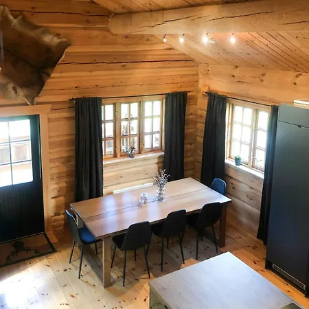 Spacious Log Near Hardangervidda Semesterbostad