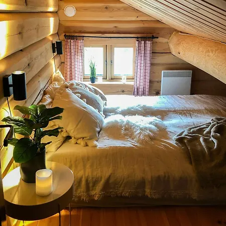 Spacious Log Near Hardangervidda Semesterbostad *