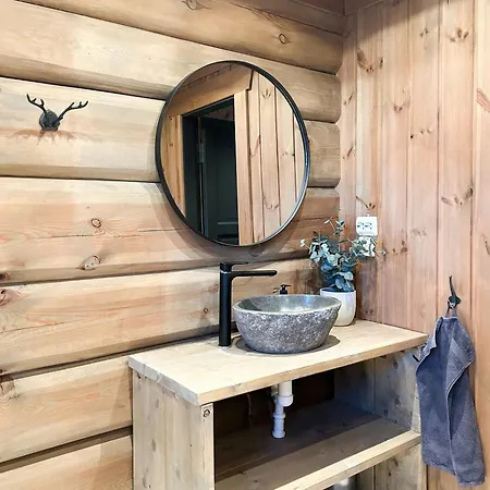 Spacious Log Near Hardangervidda Semesterbostad